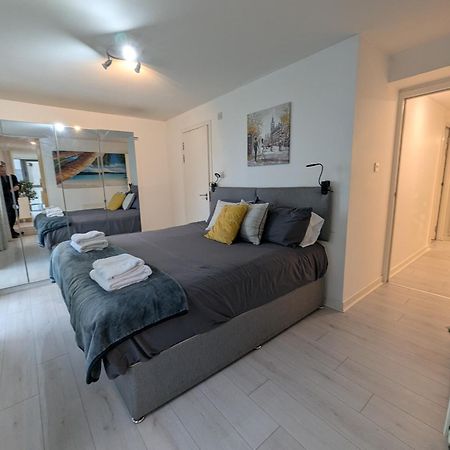 Glasgow City Centre Waterfront Apartment ภายนอก รูปภาพ